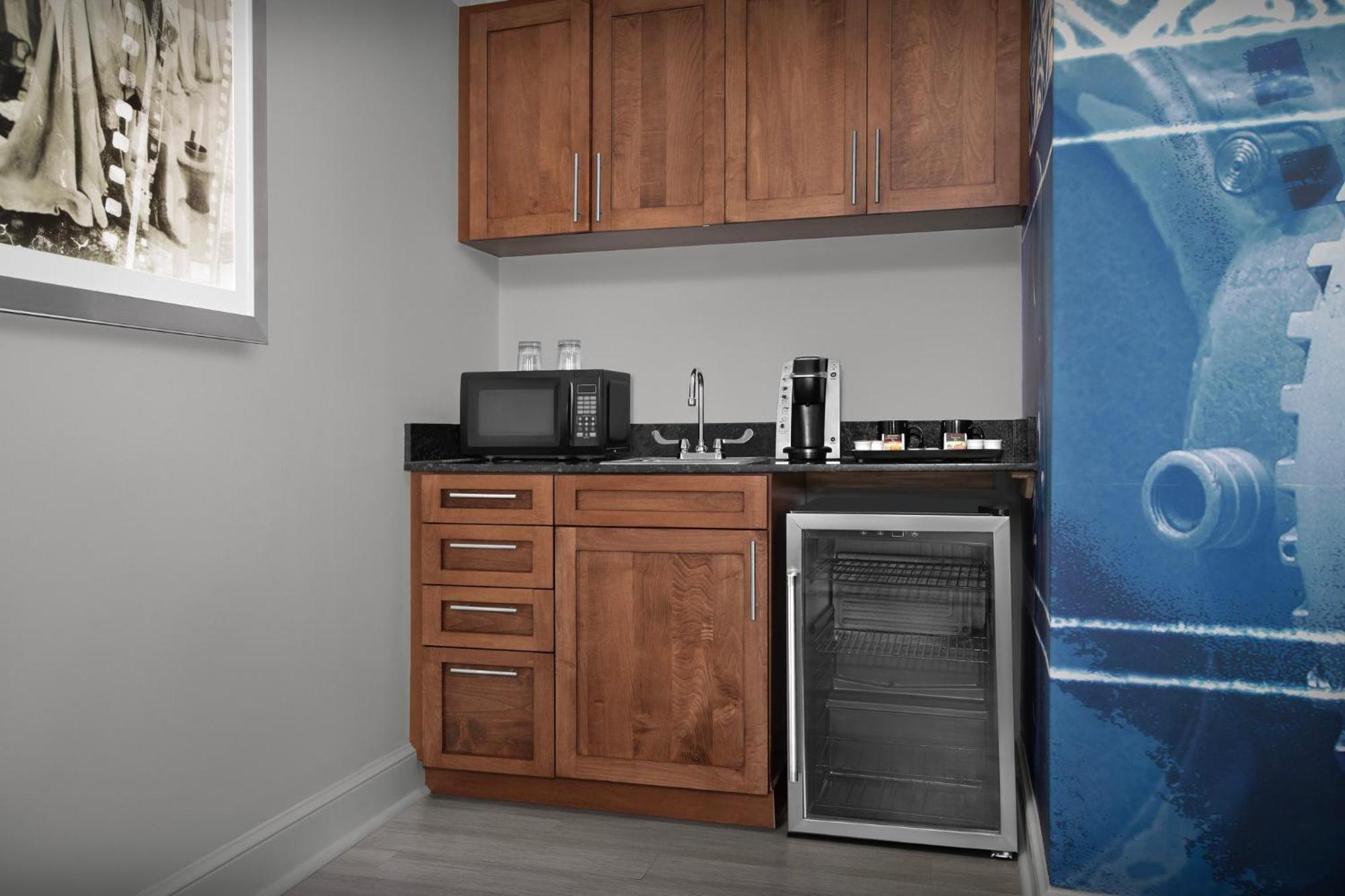 Indigo Jacksonville-deerwood Park By Ihg Hotel