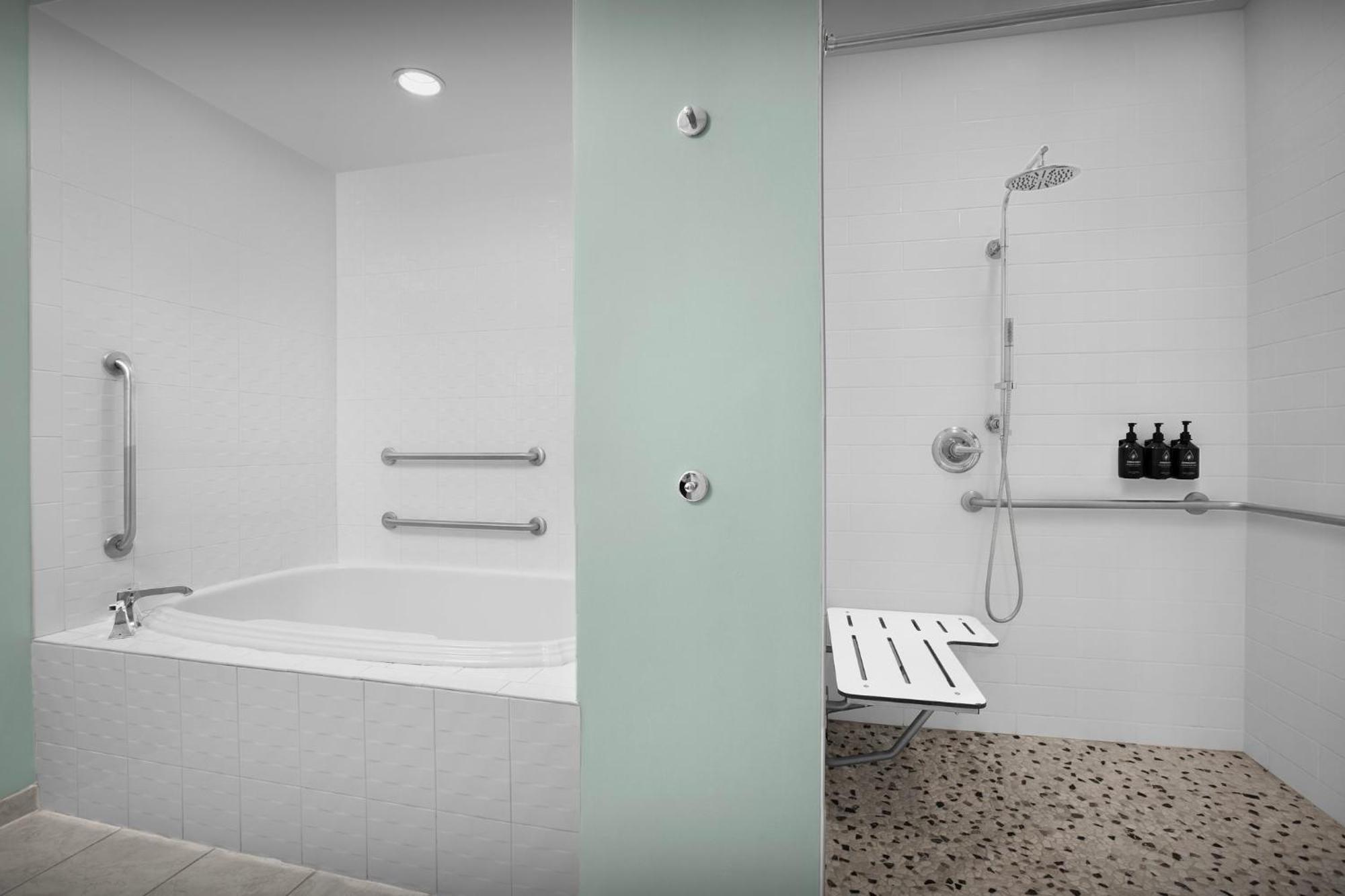 Indigo Jacksonville-deerwood Park By Ihg Hotel