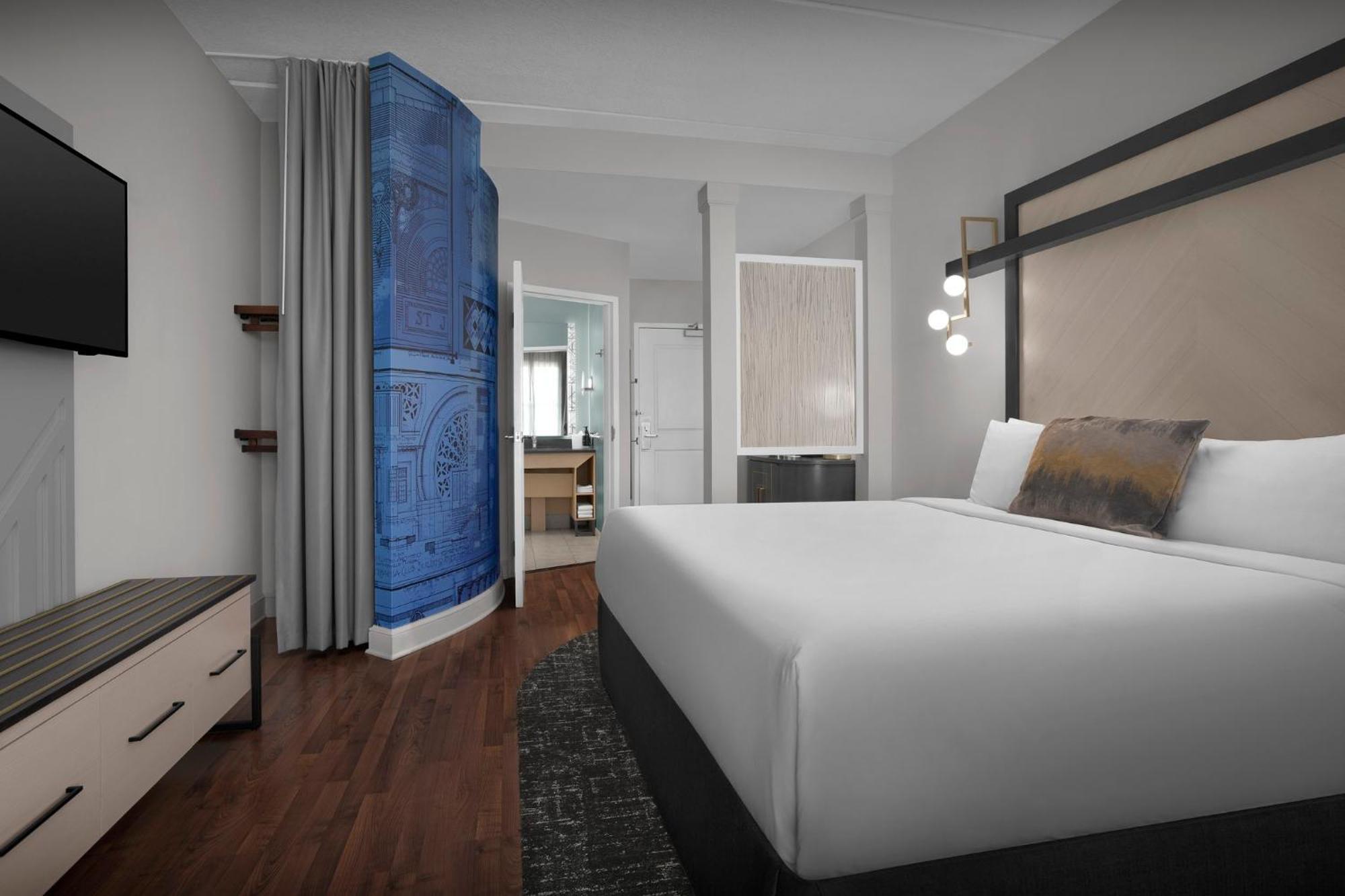 Indigo Jacksonville-deerwood Park By Ihg Hotel Jacksonville