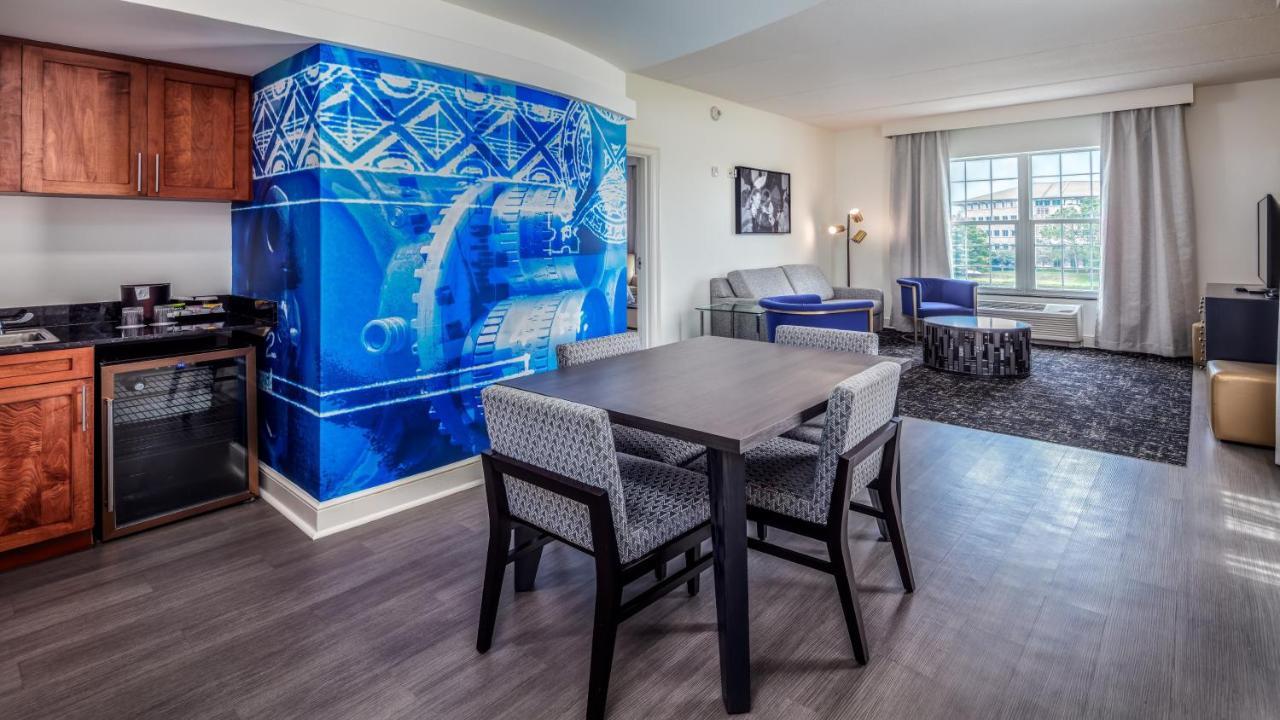 Indigo Jacksonville-deerwood Park By Ihg Hotel