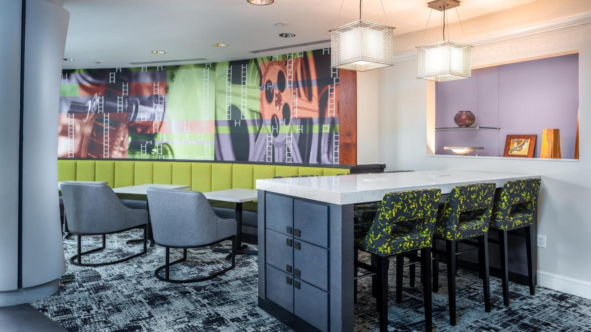 Hotel Indigo Jacksonville-deerwood Park By Ihg