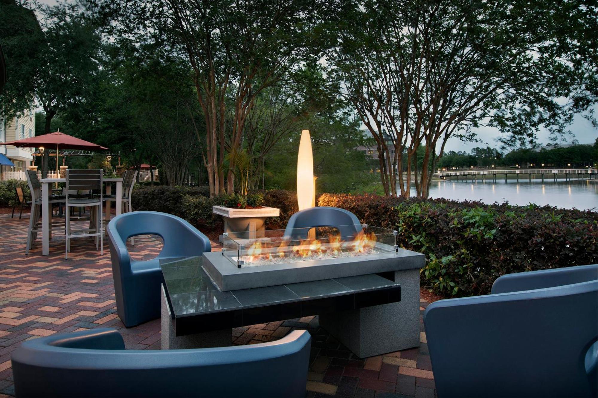 Indigo Jacksonville-deerwood Park By Ihg Hotel
