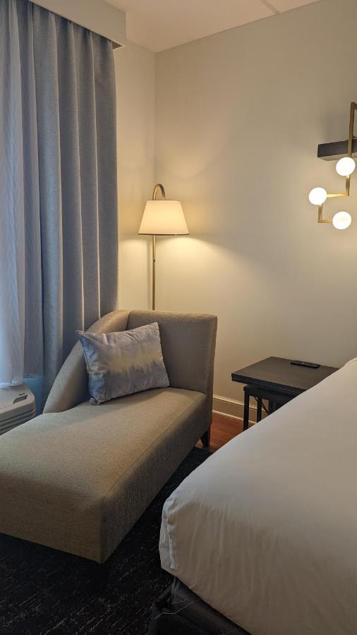 Indigo Jacksonville-deerwood Park By Ihg Hotel