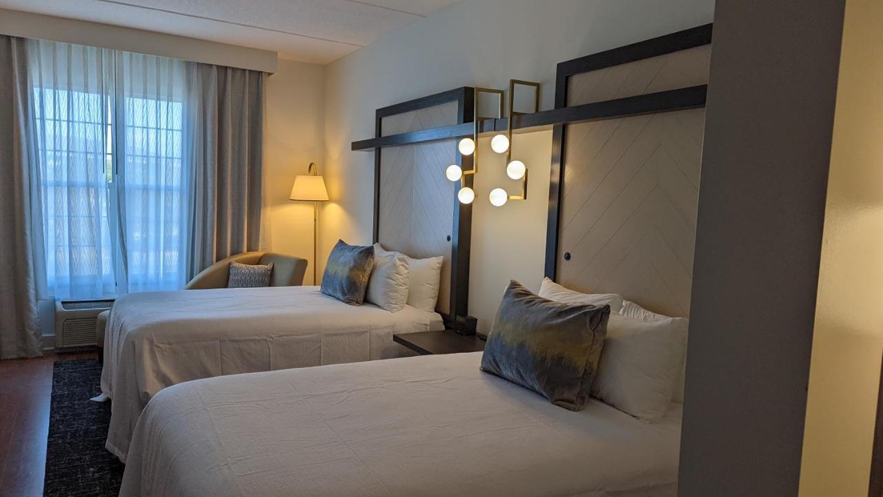 Indigo Jacksonville-deerwood Park By Ihg Hotel Jacksonville