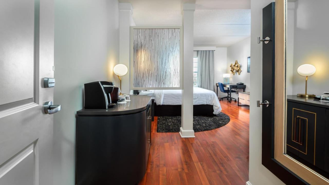 Hotel Indigo Jacksonville-deerwood Park By Ihg Jacksonville