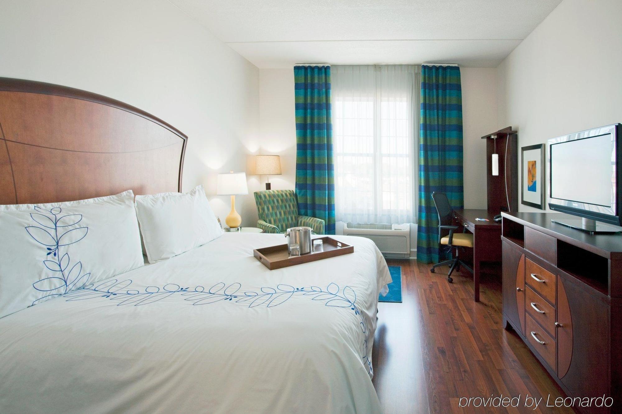 Indigo Jacksonville-deerwood Park By Ihg Hotel Jacksonville