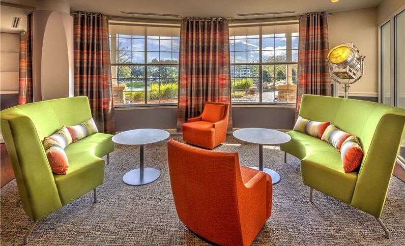 Indigo Jacksonville-deerwood Park By Ihg Hotel 3*